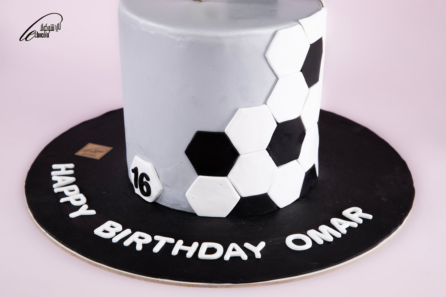 
                  
                    B22 le cake
                  
                
