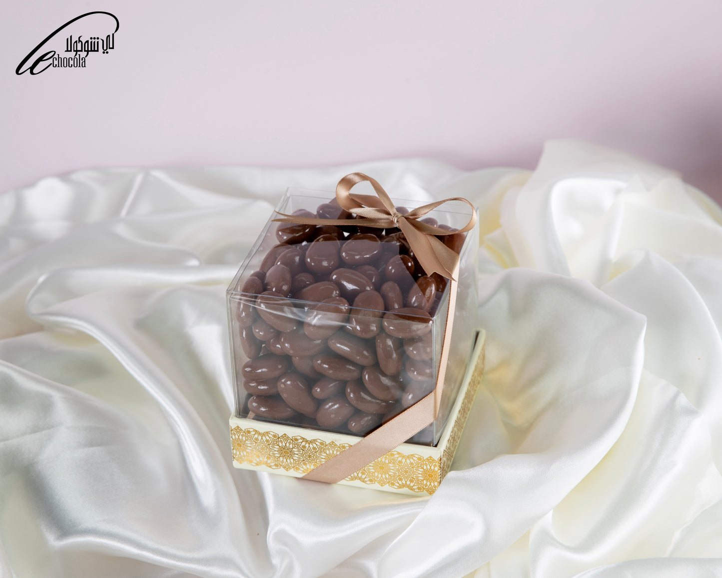 
                  
                    LE chocolate nuts
                  
                