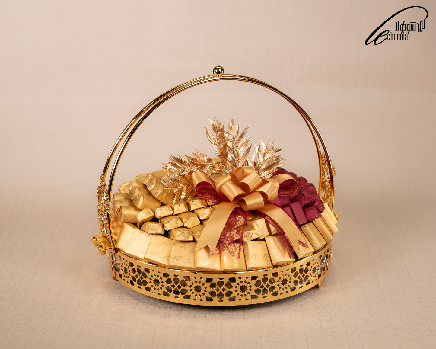 
                  
                    le luxury 4
                  
                