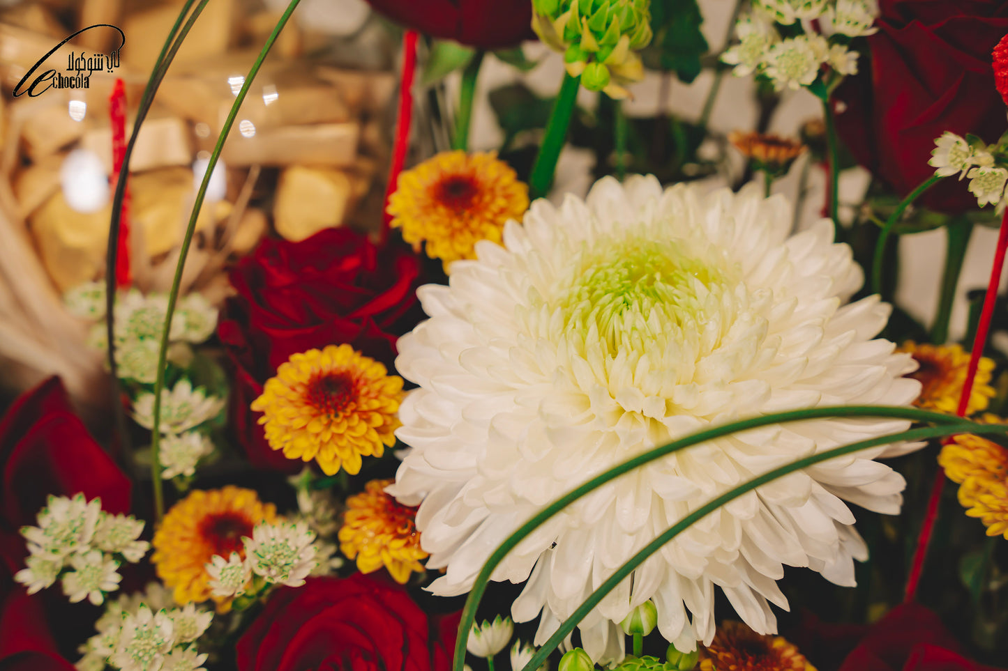
                  
                    F25 flower bouquet with chocolate
                  
                