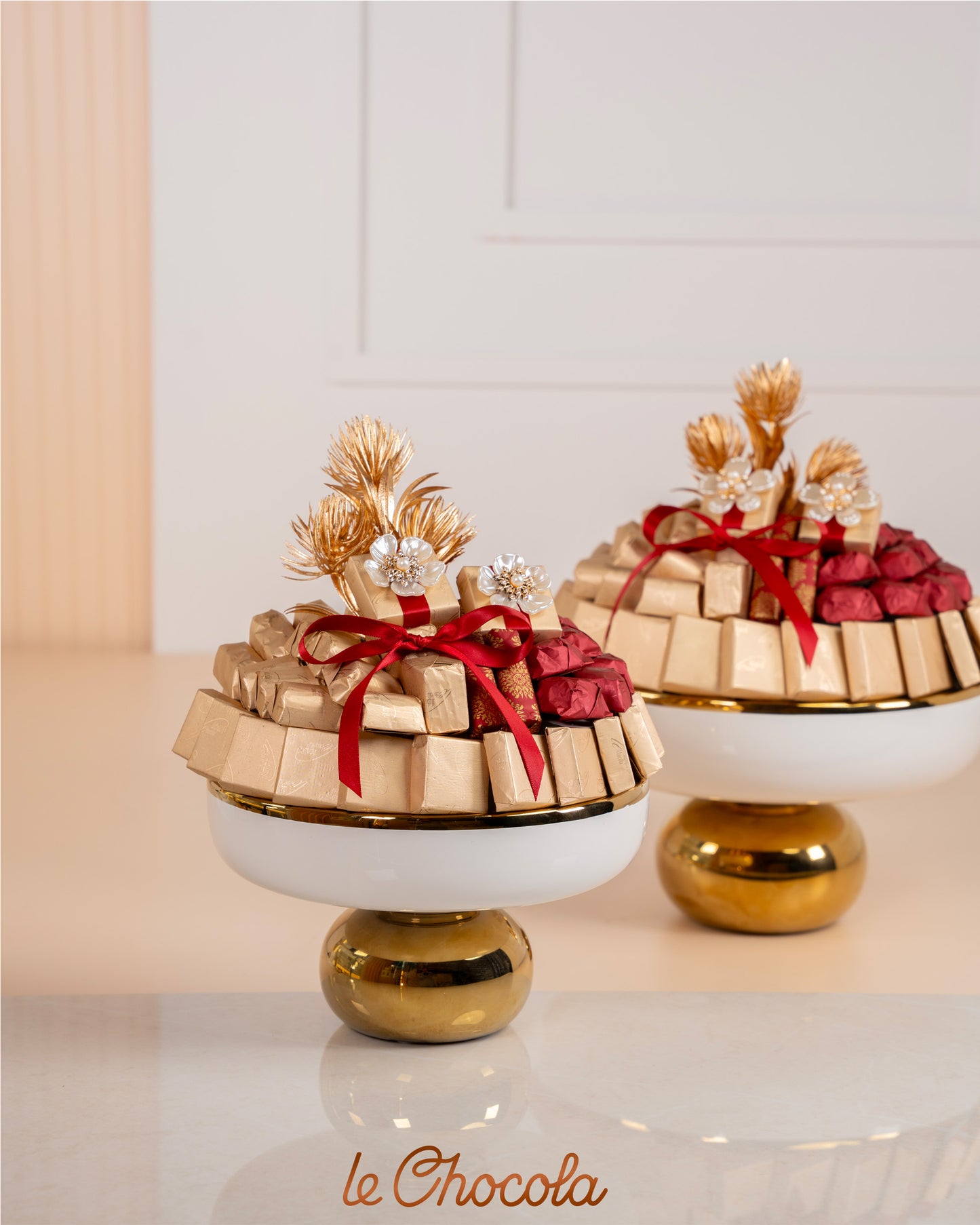 
                  
                    S5 vase chocolate
                  
                
