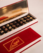 Load image into Gallery viewer, Le velvet box 2
