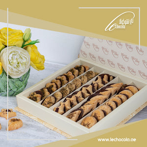 Le Chocola Chocolate Gift Online Order Free delivery Gifts UAE Online Le Chocola Send Gifts Sweets Gifts Birthday Gifts Mix Chocolates Chocolates Online Wedding Chocolates Dubai Gifts Online Gifts Le Chocola Online Store Mobile App Chocolate Delivery
