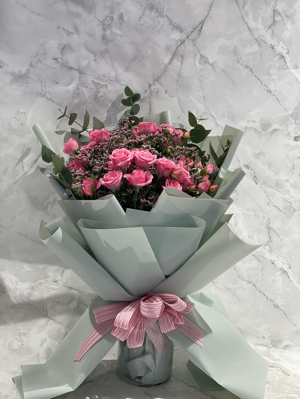 Le Chocola Chocolate Gift Online Order Free delivery Gifts UAE Online Le Chocola Send Gifts Sweets Gifts Birthday Gifts Mix Chocolates Chocolates Online Wedding Chocolates Dubai Gifts Online Gifts Le Chocola Online Store Mobile App Chocolate Delivery Expo 2021 Dubai