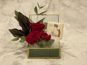 Le Chocola Chocolate Gift Online Order Free delivery Gifts UAE Online Le Chocola Send Gifts Sweets Gifts Birthday Gifts Mix Chocolates Chocolates Online Wedding Chocolates Dubai Gifts Online Gifts Le Chocola Online Store Mobile App Chocolate Delivery Expo 2021 Dubai