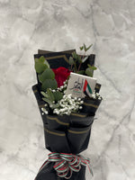 Load image into Gallery viewer, Le Chocola Chocolate Gift Online Order Free delivery Gifts UAE Online Le Chocola Send Gifts Sweets Gifts Birthday Gifts Mix Chocolates Chocolates Online Wedding Chocolates Dubai Gifts Online Gifts Le Chocola Online Store Mobile App Chocolate Delivery Expo 2021 Dubai
