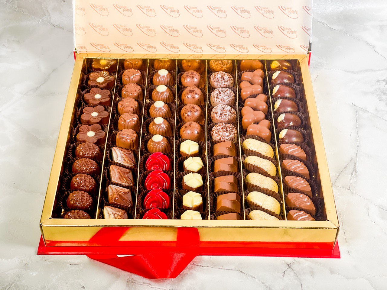 
                  
                    UAE National Day Gift
                  
                