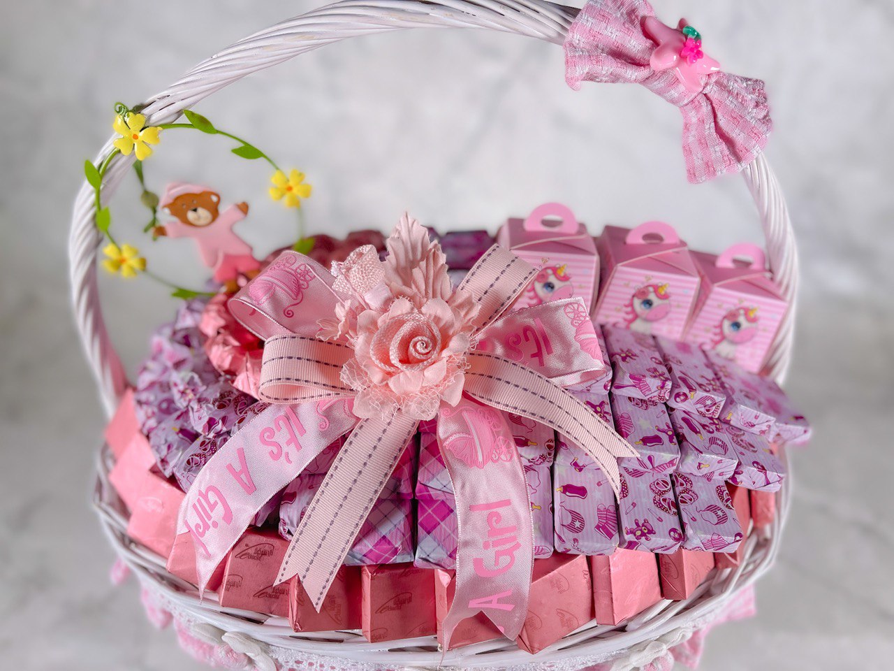 Le Baby Girl Basket