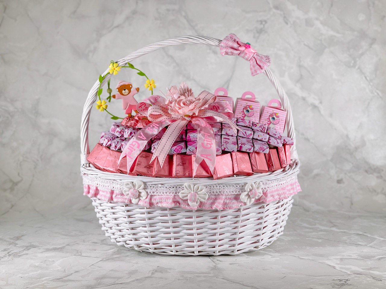Le Baby Girl Basket